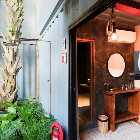 Meteora Stay & Coffeehouse Tulum